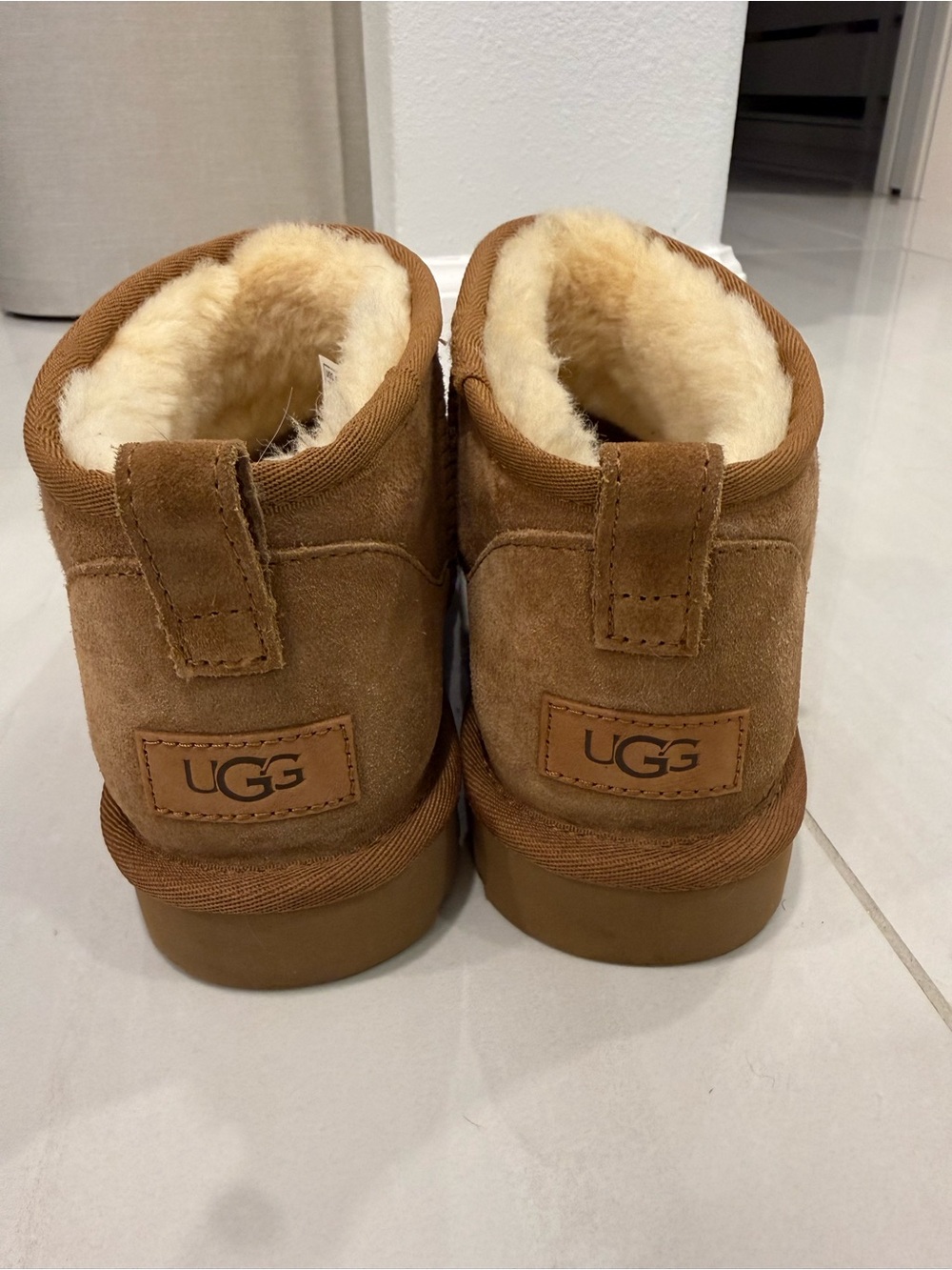 UGG Classic Ultra Mini Boots - Chestnut - Picture 4 of 8